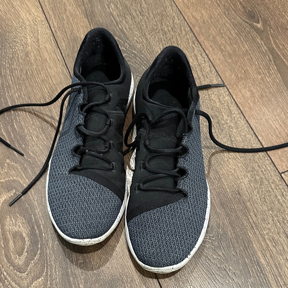 Women’s Under Armour casual sneaker